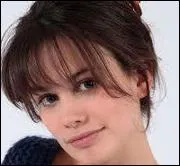 Qui a diffus une photo de Clem  moiti nue dans le 7 ?