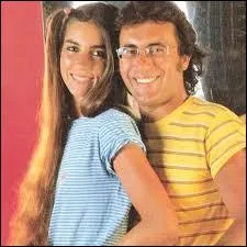 Ce couple de chanteurs a eu un immense succs, et a mme particip  l'Eurovision. Lui est italien, elle est la fille d'une immense star amricaine  laquelle elle ressemble beaucoup. Qui sont-ils ?