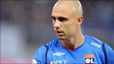 Qui est ce joueur lyonnais ?