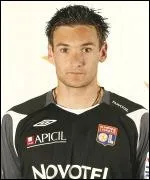 Qui est ce joueur lyonnais ?