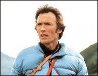 Quel est ce film de 1975 ralis par Clint Eastwood dans lequel il interprte un collectionneur d'art ?