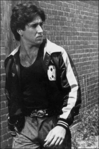 Il continue en 1983 o il joue  Smockey , un film en noir et blanc. Quel est ce film ?