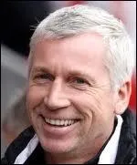 Quel club est entran par Alan Pardew ?
