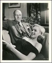 Dans ce film o elle juste la petite amie, elle s'appelle...