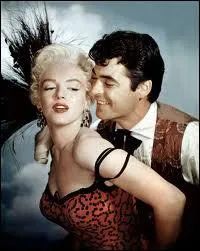 Dans ce rle de chanteuse de saloon, elle est...