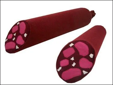 Ces morceaux de saucisse sont en fait... ?