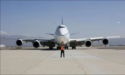 En quelle anne est apparu le clbre Boeing 747 toujours en production aujourd'hui en d'autres versions ?