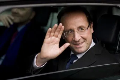 A qui un lu UMP a-t-il compar Franois Hollande sur son blog ?