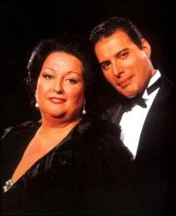 Pour quels Jeux olympiques Montserrat Caball et Freddie Mercury ont-ils fait un duo ?