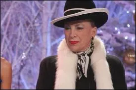 Qu'est-ce qui a motiv le dpart de Genevive de Fontenay du Comit Miss France en 2010 ?