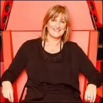 Comment s'appelle ce coach ?