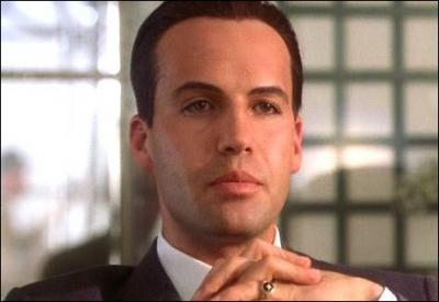 Quel est le nom du fianc de Rose, qu'elle laisse de ct pour vivre un amour passionnel avec Jack ?