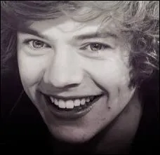Quelle est la couleur des yeux d'Harry ?