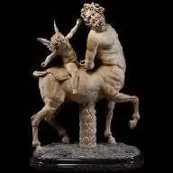 Nous sommes les descendants d'Ixion qui s'est uni  une nue la prenant pour Athna. Notre aspect est mi-homme, mi-bte. Nous mangeons de la chair crue et vivons comme des btes. Nous sommes :