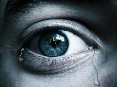 Pourquoi cette personne pleure-t-elle ? ( Trs dur )