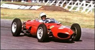 Qui est le constructeur de cette formule 1   nez de requin  (1961) ?