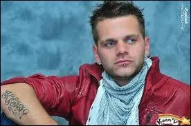 Qui est ce chanteur ?