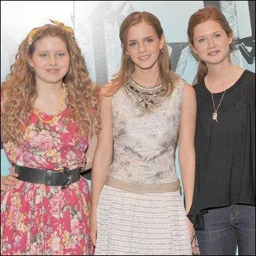 Dans le 6, de qui est-elle jalouse ?