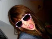 Comment s'appelle l'ex-copine de l'AB ?