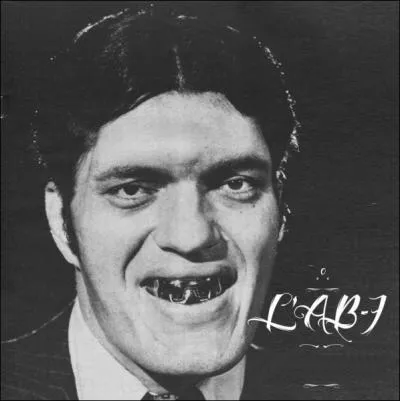 Comment s'intitule le maxi 5 titres de l'AB7 ?