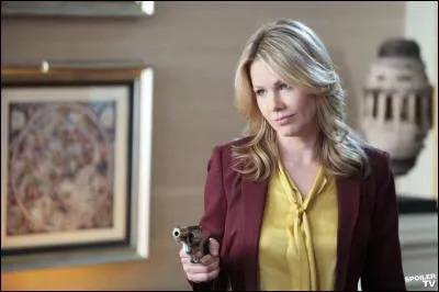 Comment s'appelle l'ex femme du mari de Siobhan ?