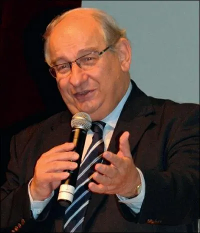 Cet ancien ministre de la Ville du gouvernement Rocard a t condamn en 2005 dans le cadre de l'affaire des coutes de l'Elyse, mais dispens de peine, il s'agit de ...