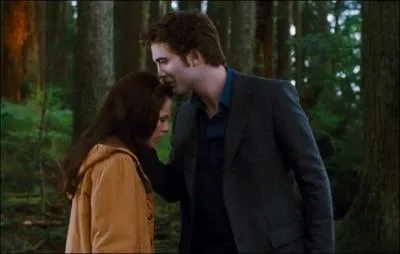 Dans Quel film Edward part mais revient plus tard ?