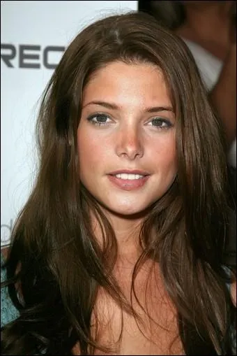 Quelle actrice joue Alice ?