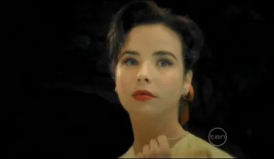 Comment s'appelle la fille dont la grand-mre tait sirne ?