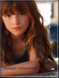 Comment s'appelle la fille de Bella ?