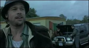 Dans quel film de 2000, Brad Pitt interprte-t-il Mickey, un gitan  l'locution difficile ?