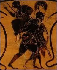 Je suis un hros troyen. Aprs la chute de Troyes, j'ai fui la ville en portant mon pre Anchise, sur mes paules. Je suis :