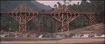 A quel film de guerre culte (ralis par David Lean en 1957) ce pont vous fait-il penser ?
