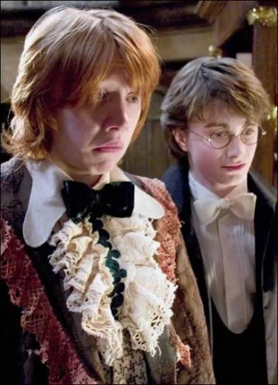 Qui est sortie avec Ron ?