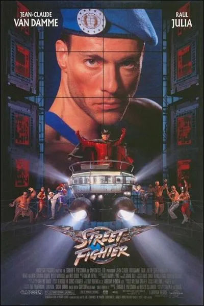 Quel est l'acteur qui a jou Bison dans SF : Le film ?