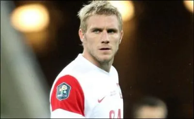 N  Troyes (France), je joue pour la slection polonaise, je suis . .