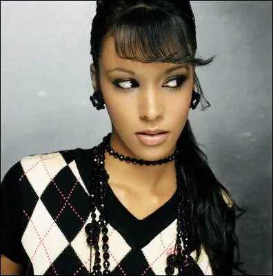 Shy'm est une chanteuse franaise de R'n'B contemporain. Parmi ces chansons, laquelle a-t-elle interprte ?