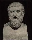  qui appartient ce buste ?