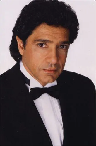 Fréderic François allait voir son grand-père à Chicago et il mettait...