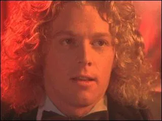 Qui l'invite au bal ?