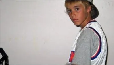 Qui est ce chanteur ?