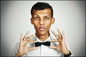 Stromae, DJ, est...