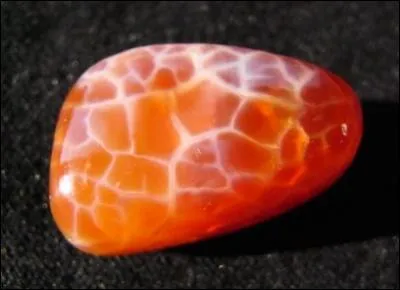 Comment s'appelle cette pierre ?