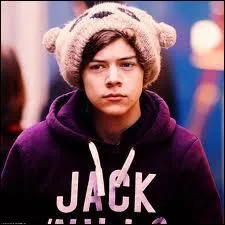 A quel ge a-t-il particip  X-Factor ?