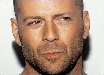 Bruce Willis a fait une apparition dans cette srie. Une parmi tant d'autres. Laquelle ?