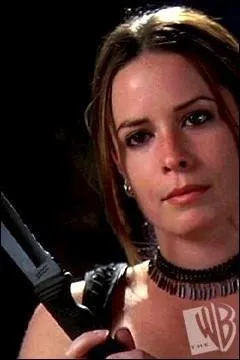 Comment s'appelle le premier petit copain de Piper ?