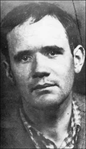 Jean Genet (1910 - 1986), crivain provocateur et scandaleux a t incarcr :