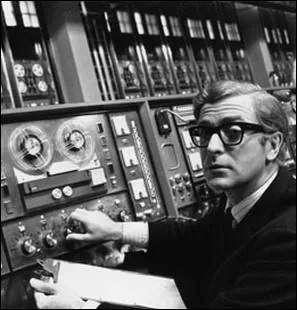 Cr aux Etats-Unis en octobre de cette anne-l, comment se nommait le premier rseau de transfert de donnes informatiques anctre de notre internet actuel ?