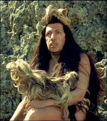 Il est tout  fait normal pour Alain Chabat de porter le cheveu long dans ce film dont le sujet est une bataille pour le shampoing. Quel est son titre ?