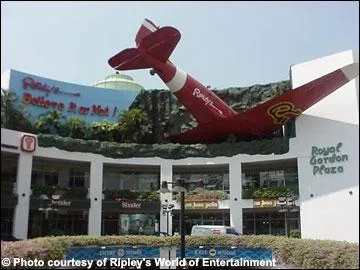 O se trouve cet avion ?